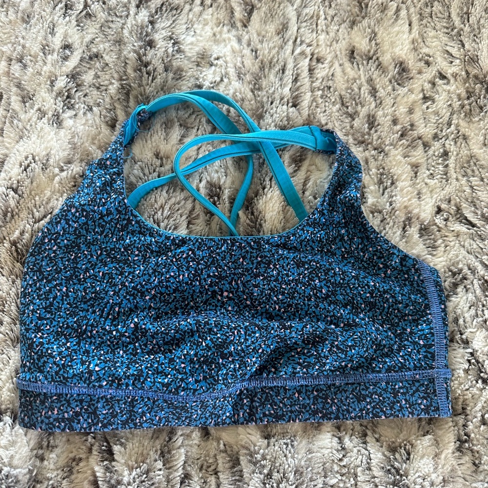 Lululemon Energy sports bra size 4